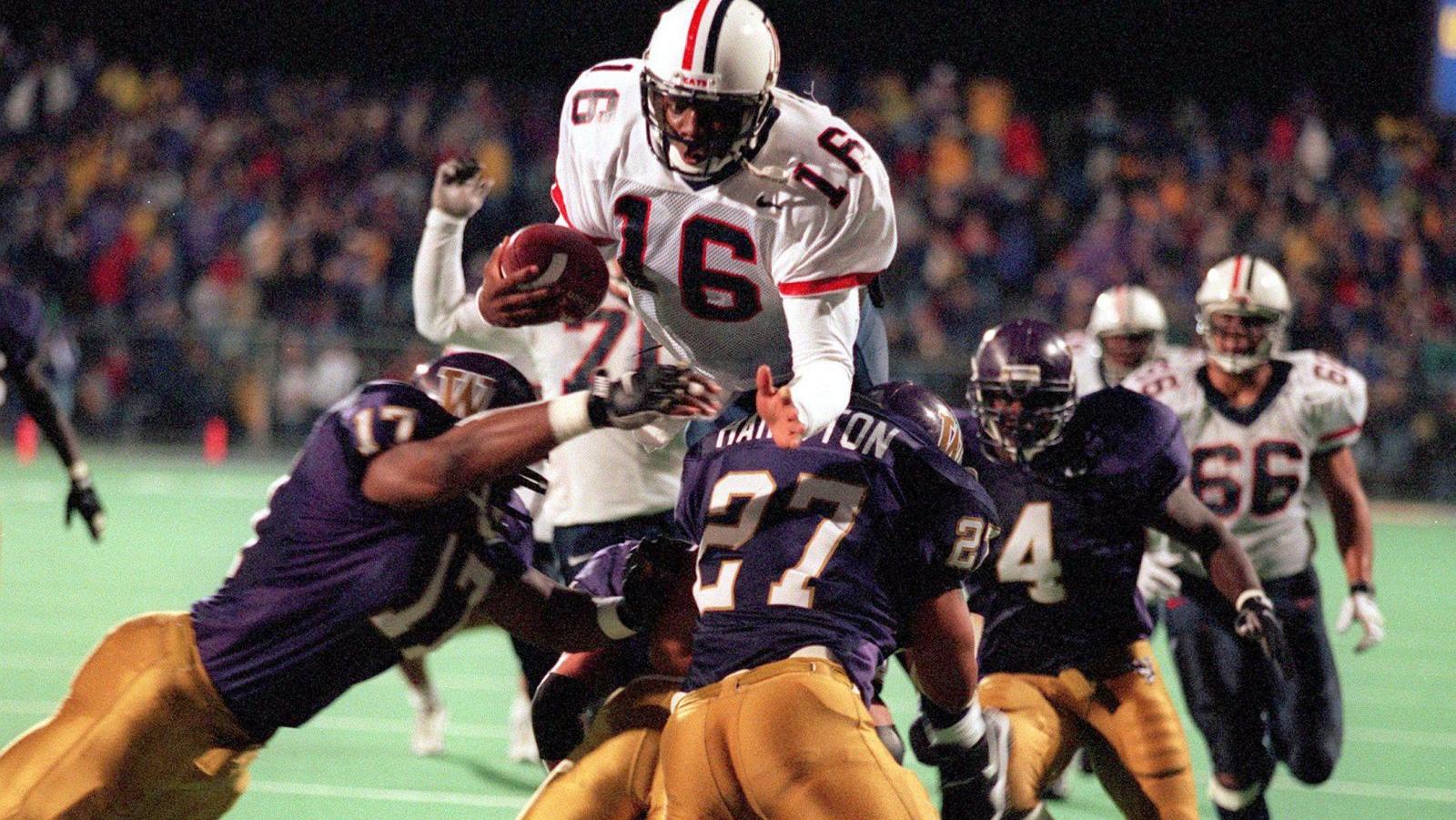 Events before, after ‘Leap by the Lake’ encapsulated 1998 Arizona Wildcats